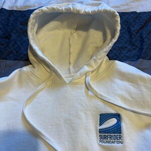 Surfrider Foundation Hoodie Size L (unisex large fits closer to men’s medium).